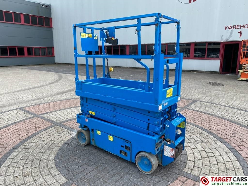 Genie GS-1932 Electric Scissor Work Lift 779cm - Makasli platform: fotoğraf 4 Genie GS-1932 Electric Scissor Work Lift 779cm - Makasli platform: fotoğraf 4