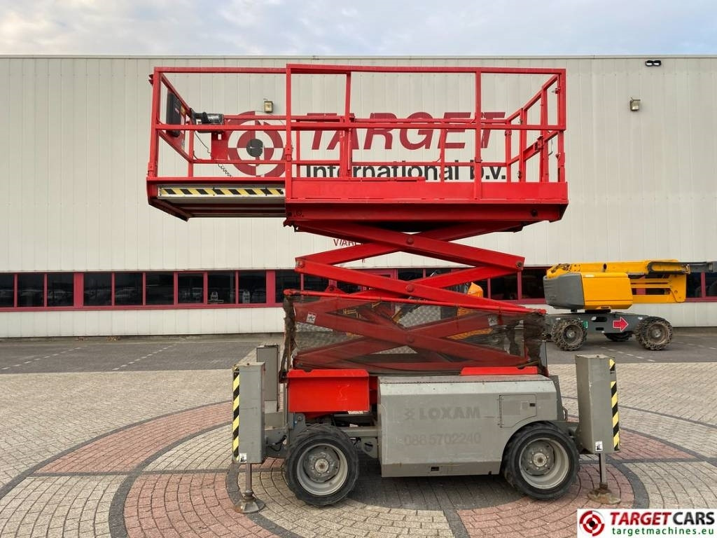 Genie GS-2668RT Diesel 4x4 Scissor Work Lift 992cm - Makasli platform: fotoğraf 5 Genie GS-2668RT Diesel 4x4 Scissor Work Lift 992cm - Makasli platform: fotoğraf 5