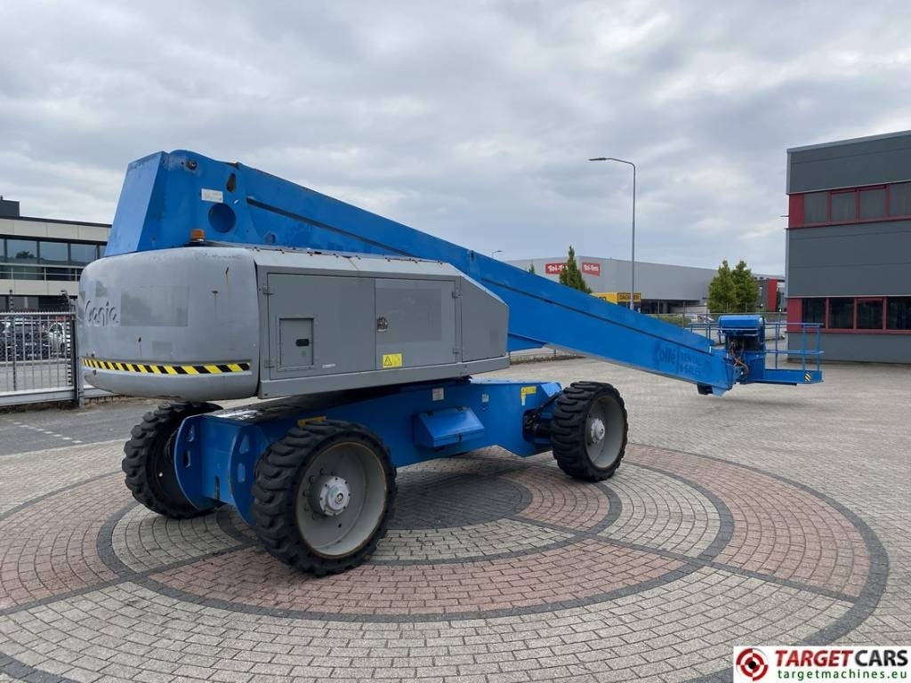Genie S-100HD Articulated 4x4x4 Diesel Boom Lift 3248cm - Teleskopik platform: fotoğraf 3 Genie S-100HD Articulated 4x4x4 Diesel Boom Lift 3248cm - Teleskopik platform: fotoğraf 3