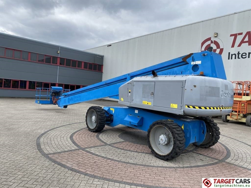 Genie S-100HD Articulated 4x4x4 Diesel Boom Lift 3248cm - Teleskopik platform: fotoğraf 4 Genie S-100HD Articulated 4x4x4 Diesel Boom Lift 3248cm - Teleskopik platform: fotoğraf 4