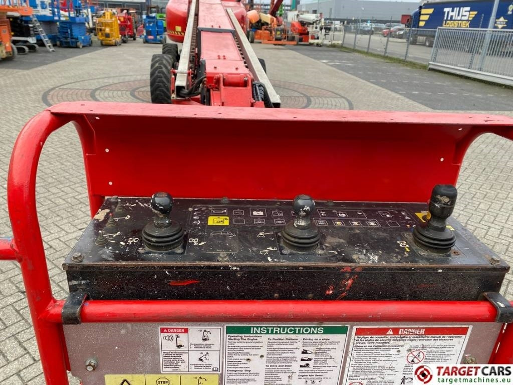 Teleskopik platform Genie S-125 Telescopic 4x4x4 Diesel Boom Work Lift 40M: fotoğraf 9 Teleskopik platform Genie S-125 Telescopic 4x4x4 Diesel Boom Work Lift 40M: fotoğraf 9