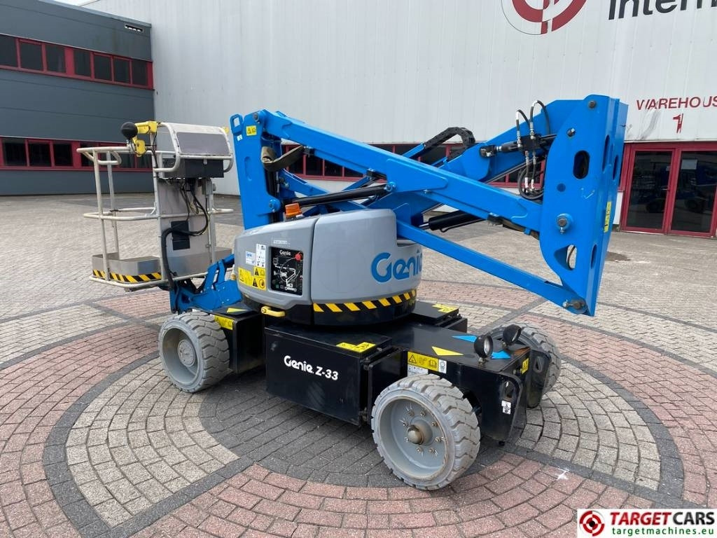Genie Z-33/18 Articulated Electric Boom Work Lift 1200cm - Eklemli platform: fotoğraf 4 Genie Z-33/18 Articulated Electric Boom Work Lift 1200cm - Eklemli platform: fotoğraf 4