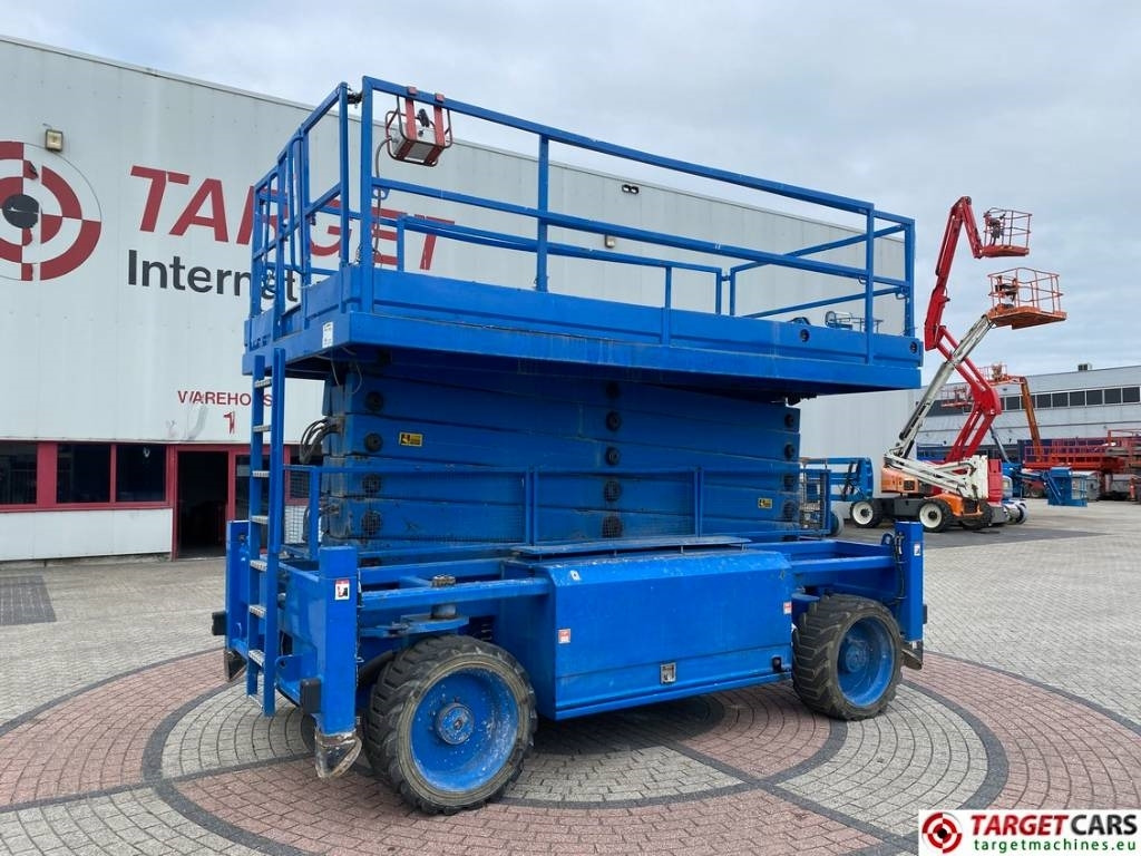 HAB S225-24D Diesel 4x4 Scissor Work Lift 2250cm - Makasli platform: fotoğraf 1 HAB S225-24D Diesel 4x4 Scissor Work Lift 2250cm - Makasli platform: fotoğraf 1