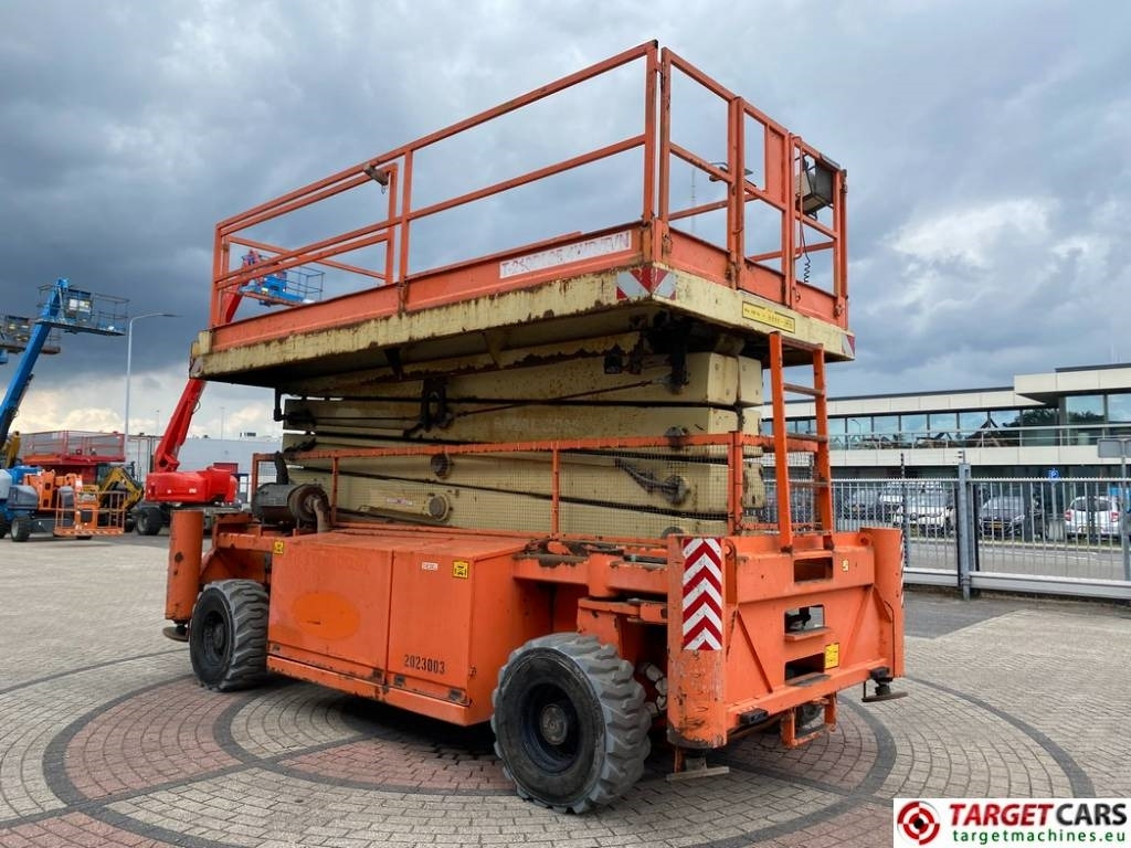 Holland Lift T210DL25 4WD Diesel T-210DL25 Scissor WorkLift 23M - Makasli platform: fotoğraf 2 Holland Lift T210DL25 4WD Diesel T-210DL25 Scissor WorkLift 23M - Makasli platform: fotoğraf 2