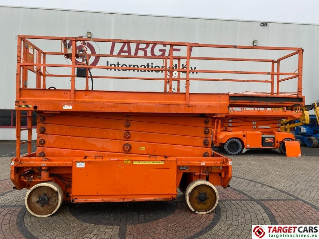 JLG 153-12 Liftlux Electric Scissor Work Lift 1730cm - Makasli platform: fotoğraf 5 JLG 153-12 Liftlux Electric Scissor Work Lift 1730cm - Makasli platform: fotoğraf 5