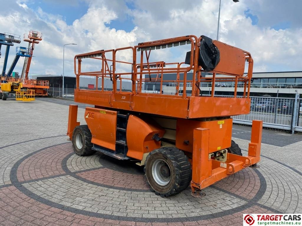 JLG 3394RT Diesel 4x4 Scissor Work Lift 1206cm - Makasli platform: fotoğraf 2 JLG 3394RT Diesel 4x4 Scissor Work Lift 1206cm - Makasli platform: fotoğraf 2