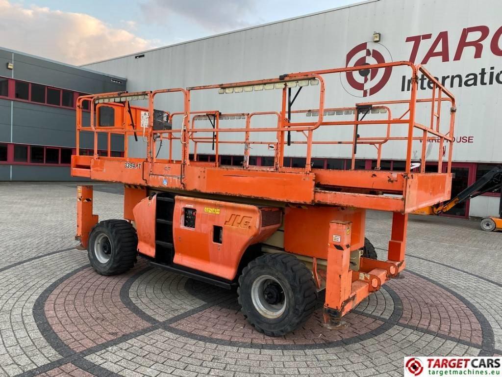 JLG 3394RT Diesel 4x4 Scissor Work Lift 1206cm - Makasli platform: fotoğraf 4 JLG 3394RT Diesel 4x4 Scissor Work Lift 1206cm - Makasli platform: fotoğraf 4