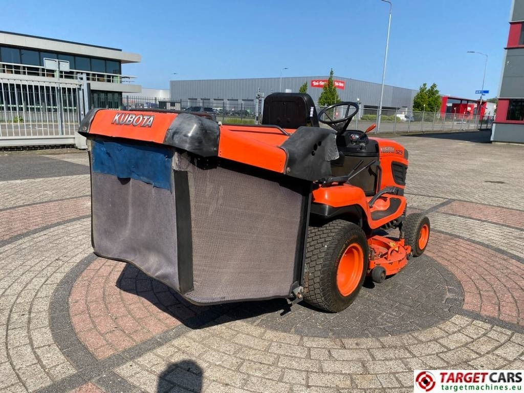 Kubota G23/LD Mower 4WD G23 Diesel 122cm - Çim biçme makinesi: fotoğraf 3 Kubota G23/LD Mower 4WD G23 Diesel 122cm - Çim biçme makinesi: fotoğraf 3