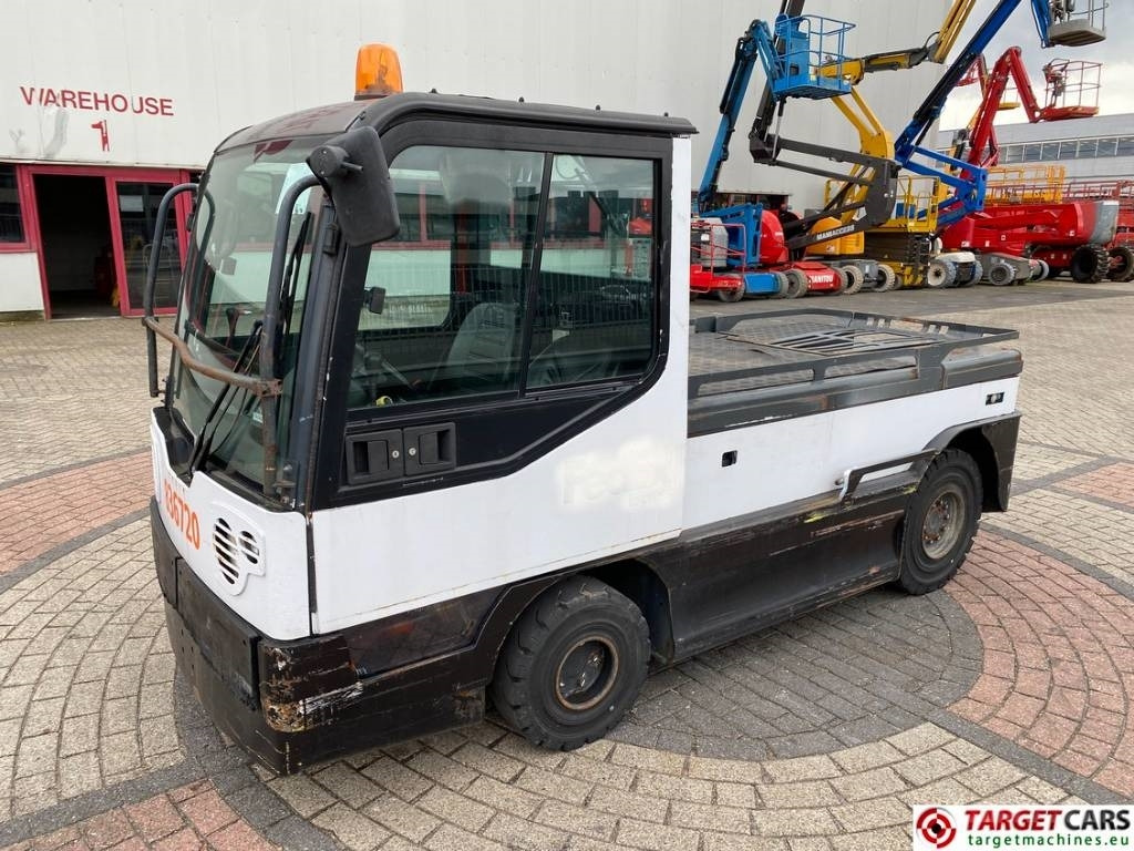 Linde P250 Tow Tug Truck Tractor Electric 80V Max 25T - Belediye traktör: fotoğraf 1 Linde P250 Tow Tug Truck Tractor Electric 80V Max 25T - Belediye traktör: fotoğraf 1