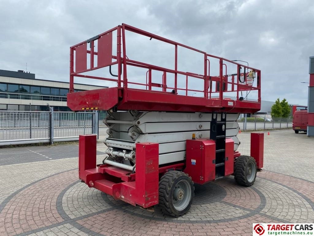 MEC 6092RT Diesel 4x4 Scissor Work Lift 2020cm - Makasli platform: fotoğraf 3 MEC 6092RT Diesel 4x4 Scissor Work Lift 2020cm - Makasli platform: fotoğraf 3