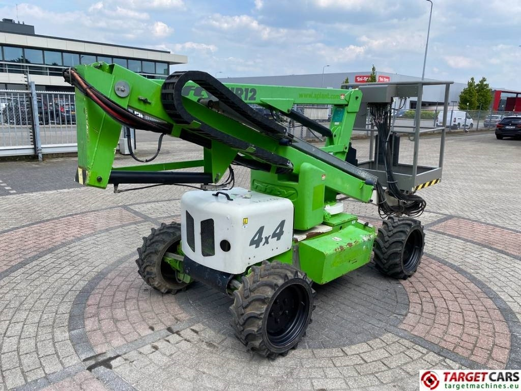 Niftylift HR12D 4WD Articulated Diesel Boom Work Lift 1220cm - Eklemli platform: fotoğraf 3 Niftylift HR12D 4WD Articulated Diesel Boom Work Lift 1220cm - Eklemli platform: fotoğraf 3