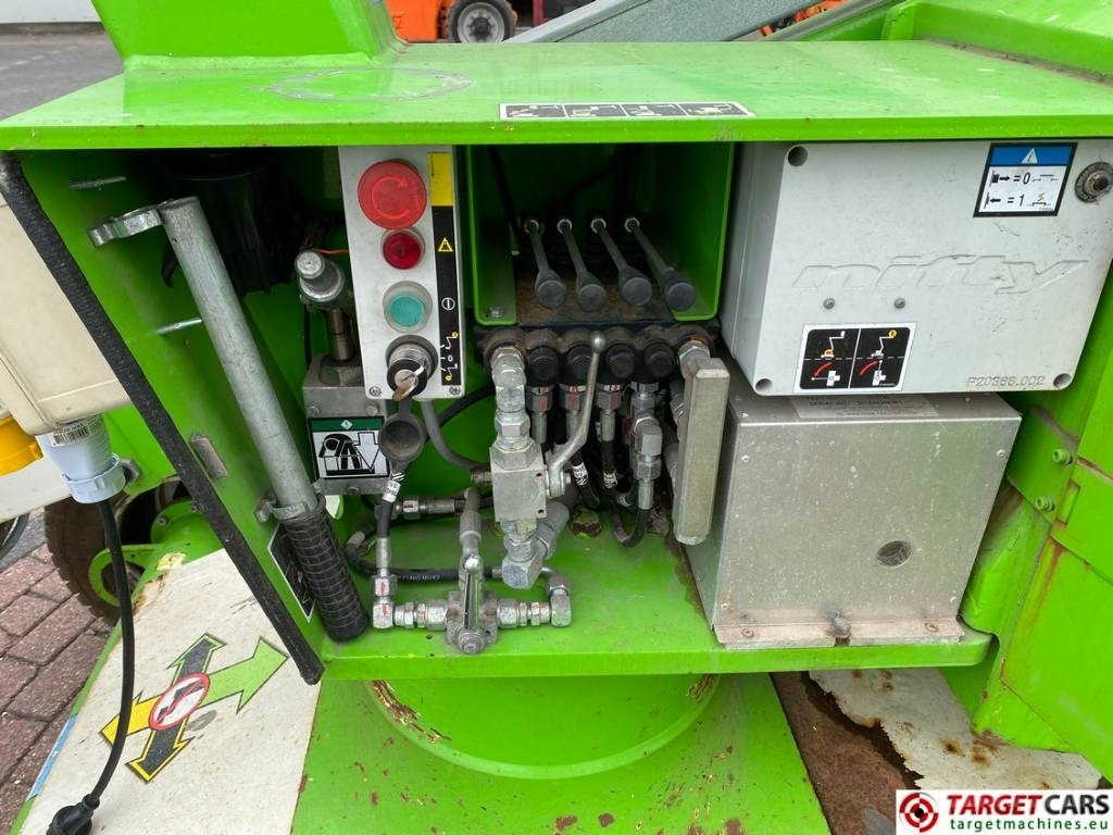 Eklemli platform Niftylift HR12NDE Articulated HyBrid Boom Work Lift 1220cm: fotoğraf 11