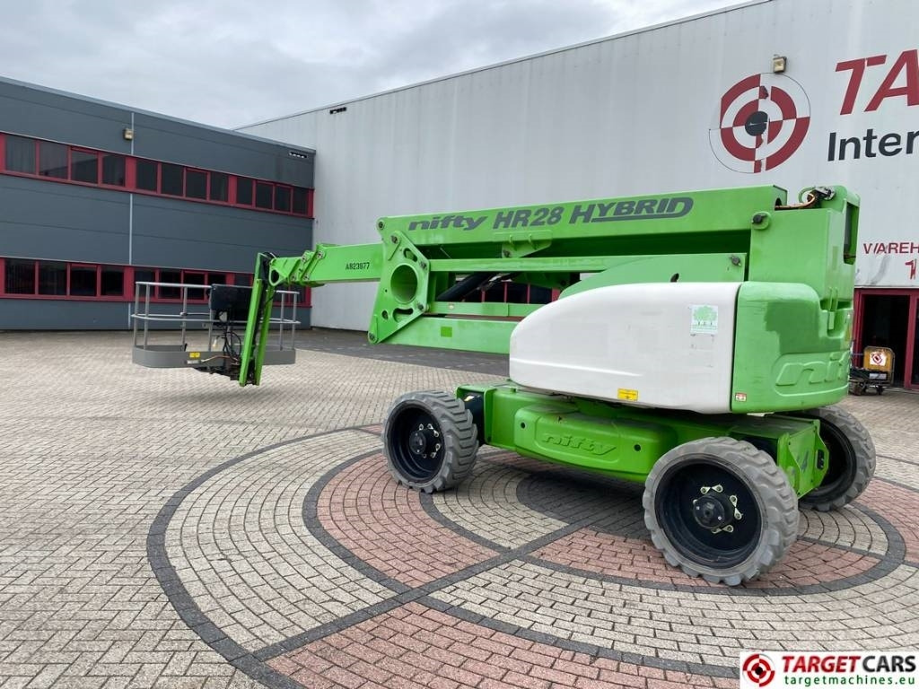 Niftylift HR28 HyBrid Articulated 4x4 Boom Work Lift 2800cm  - Eklemli platform: fotoğraf 4 Niftylift HR28 HyBrid Articulated 4x4 Boom Work Lift 2800cm  - Eklemli platform: fotoğraf 4