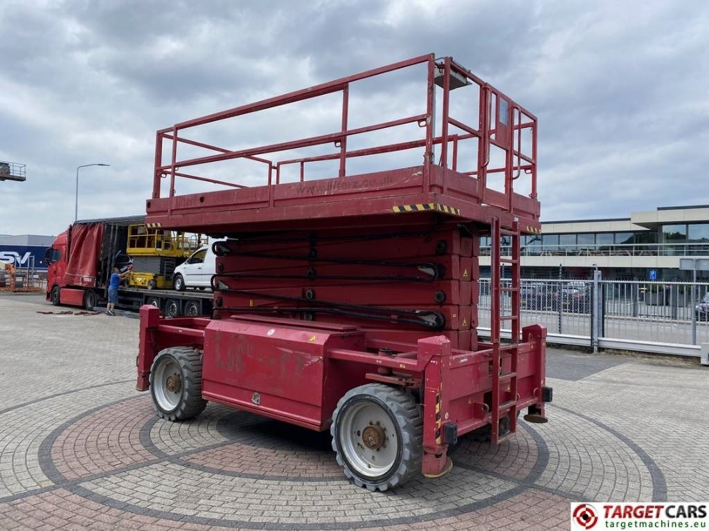 PB-Lift S225-24DS 4WD Diesel 4x4 Scissor Work Lift 2250cm - Makasli platform: fotoğraf 2 PB-Lift S225-24DS 4WD Diesel 4x4 Scissor Work Lift 2250cm - Makasli platform: fotoğraf 2