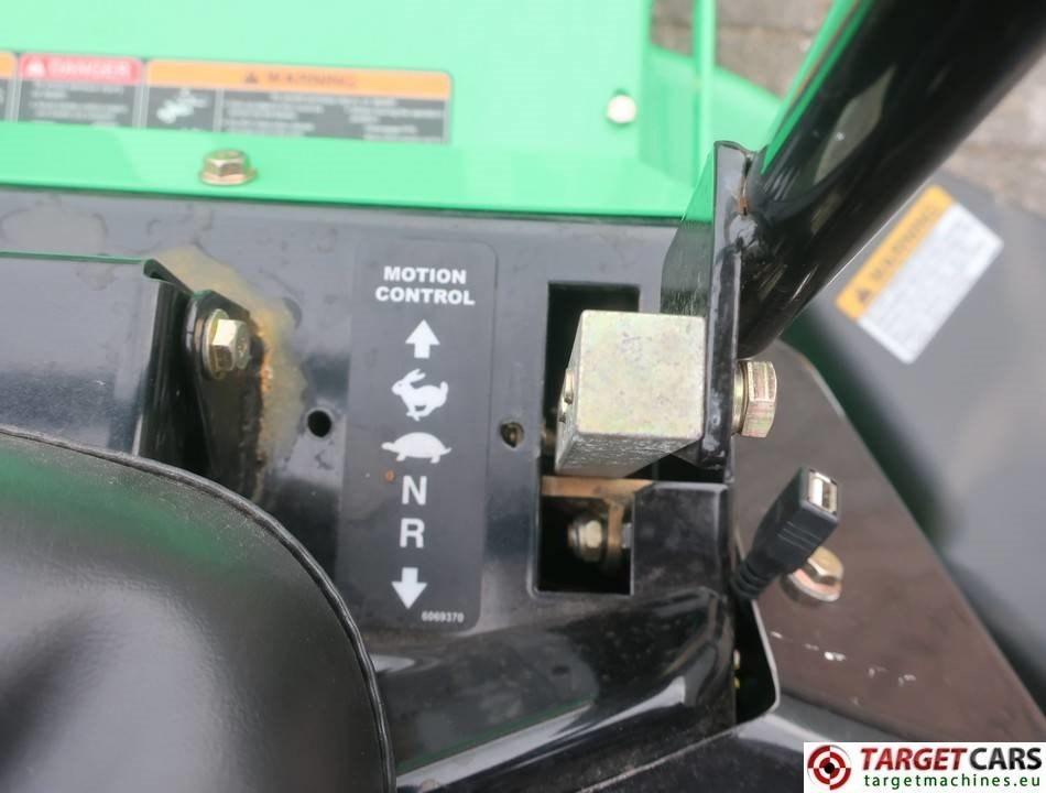 Yeni Çim biçme makinesi Rimmert FM170 Electric Zero Turn 48V Ride On Mower: fotoğraf 11