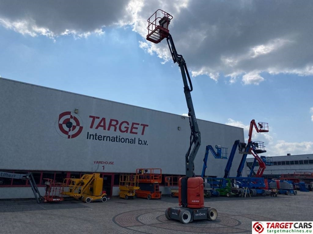 SkyJack SJ30 ARJE Articulated Electric Boom Work Lift 11M - Eklemli platform: fotoğraf 5 SkyJack SJ30 ARJE Articulated Electric Boom Work Lift 11M - Eklemli platform: fotoğraf 5