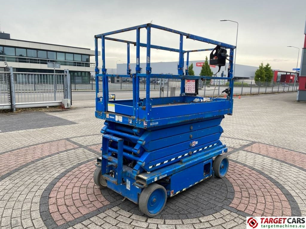 SkyJack SJ4732 Electric 4732 Scissor Work Lift 1165cm - Makasli platform: fotoğraf 3 SkyJack SJ4732 Electric 4732 Scissor Work Lift 1165cm - Makasli platform: fotoğraf 3