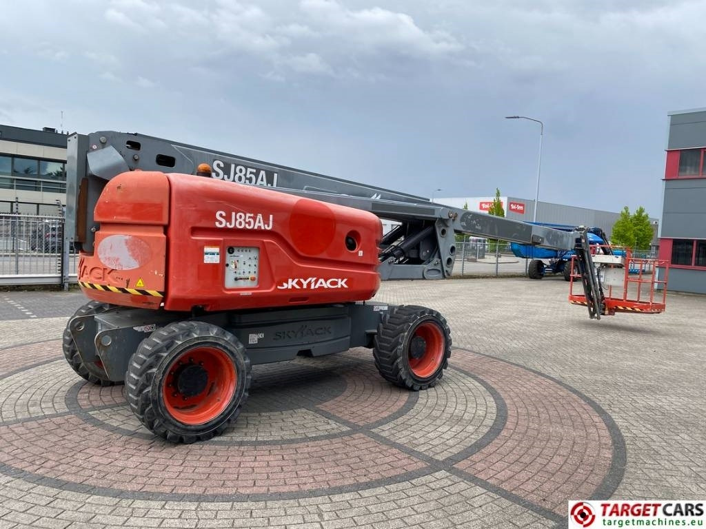 SkyJack SJ85AJ Articulated 4x4 Diesel Boom WorkLift 2791cm - Eklemli platform: fotoğraf 3 SkyJack SJ85AJ Articulated 4x4 Diesel Boom WorkLift 2791cm - Eklemli platform: fotoğraf 3