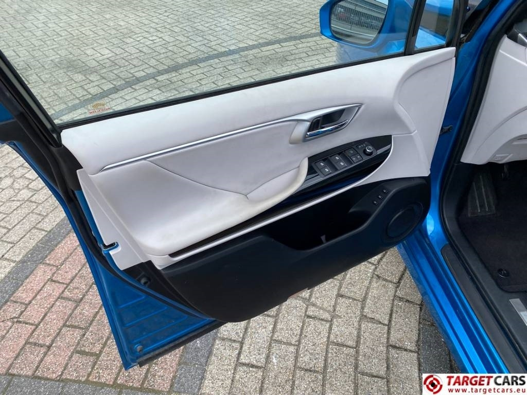 Sedan araba Toyota Mirai FCV HydroGen FuelCell: fotoğraf 34