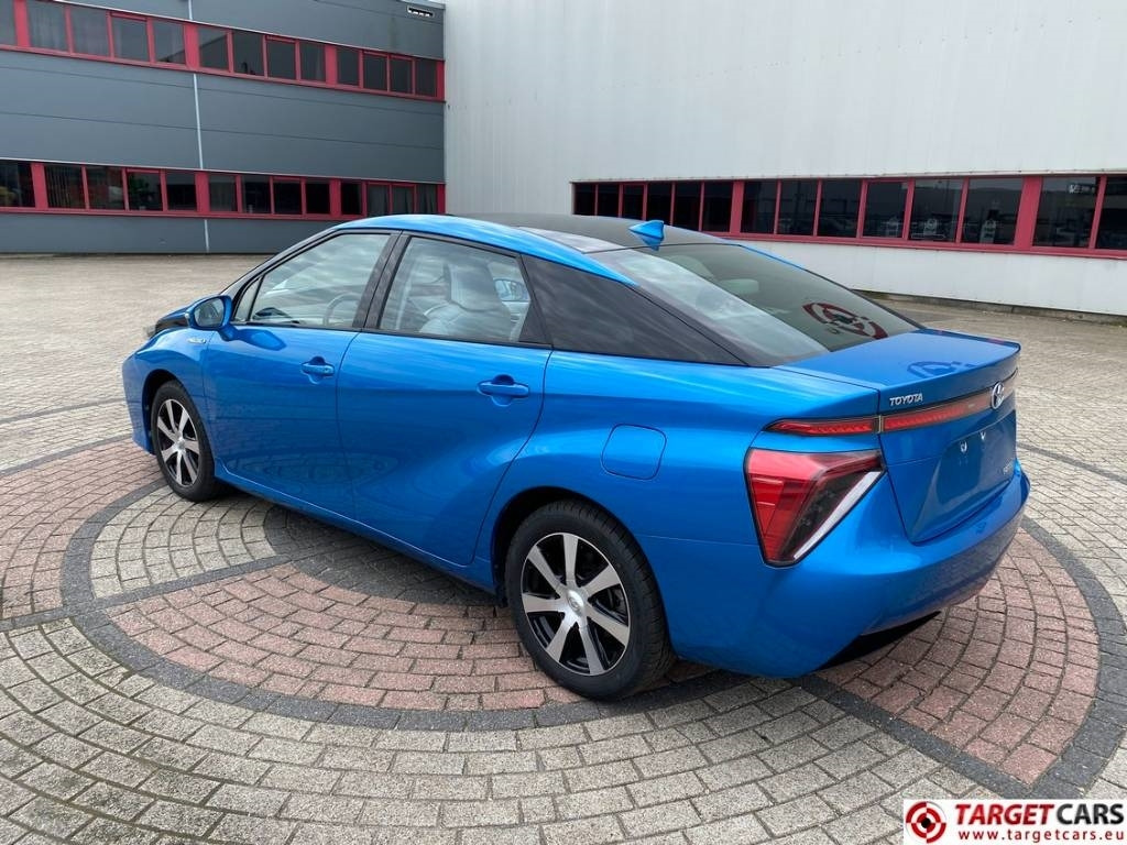 Sedan araba Toyota Mirai FCV HydroGen FuelCell: fotoğraf 6