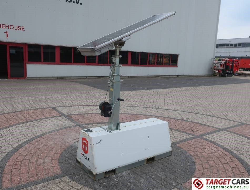 Trime X-Pole 2x25W Led Solar Tower Light - Aydınlatma kulesi: fotoğraf 1 Trime X-Pole 2x25W Led Solar Tower Light - Aydınlatma kulesi: fotoğraf 1