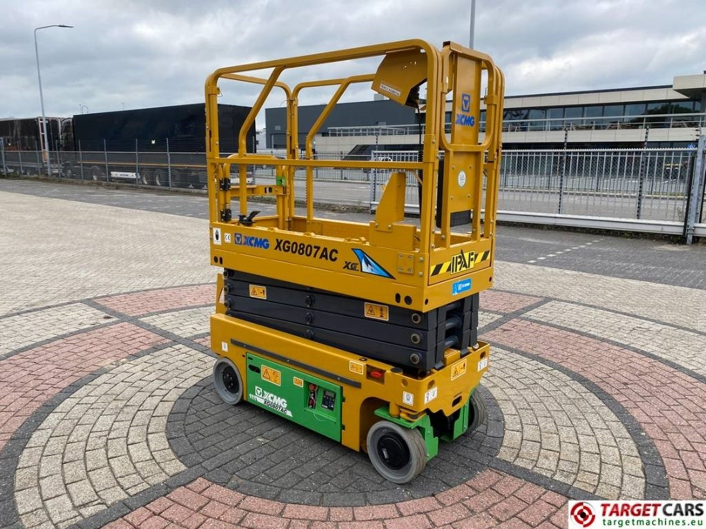 XCMG XG0807AC Electric LI-ION Lithium ScissorLift 780cm - Makasli platform: fotoğraf 2 XCMG XG0807AC Electric LI-ION Lithium ScissorLift 780cm - Makasli platform: fotoğraf 2