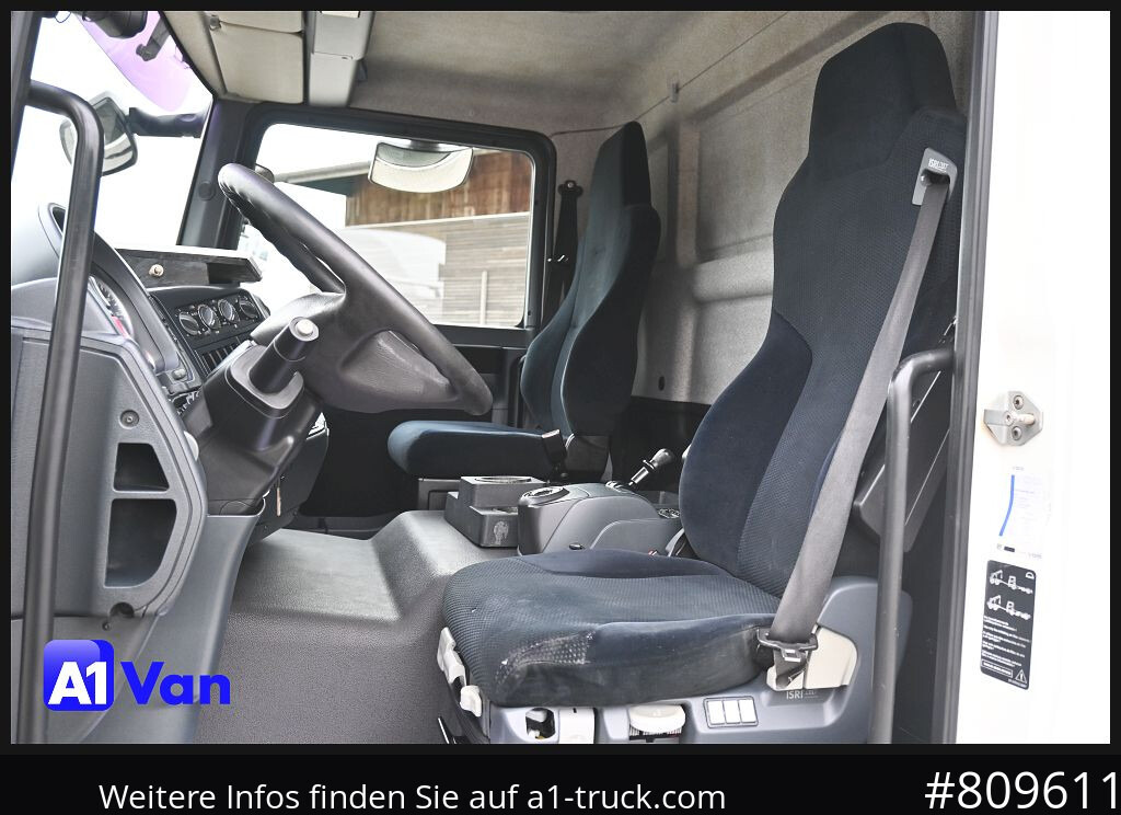 MAN TGL 8.220 Pritsche Plane, Klima, Schiebeplane, Automatik - Tenteli kamyon: fotoğraf 3 MAN TGL 8.220 Pritsche Plane, Klima, Schiebeplane, Automatik - Tenteli kamyon: fotoğraf 3