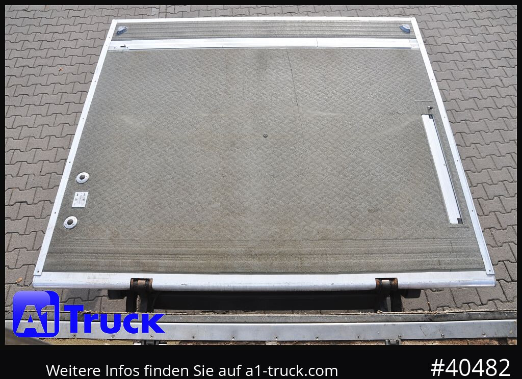 MERCEDES-BENZ 1824 LL Carrier 950 Mt, 3 Kammern, Automatik - Refrijeratör kamyon: fotoğraf 3 MERCEDES-BENZ 1824 LL Carrier 950 Mt, 3 Kammern, Automatik - Refrijeratör kamyon: fotoğraf 3