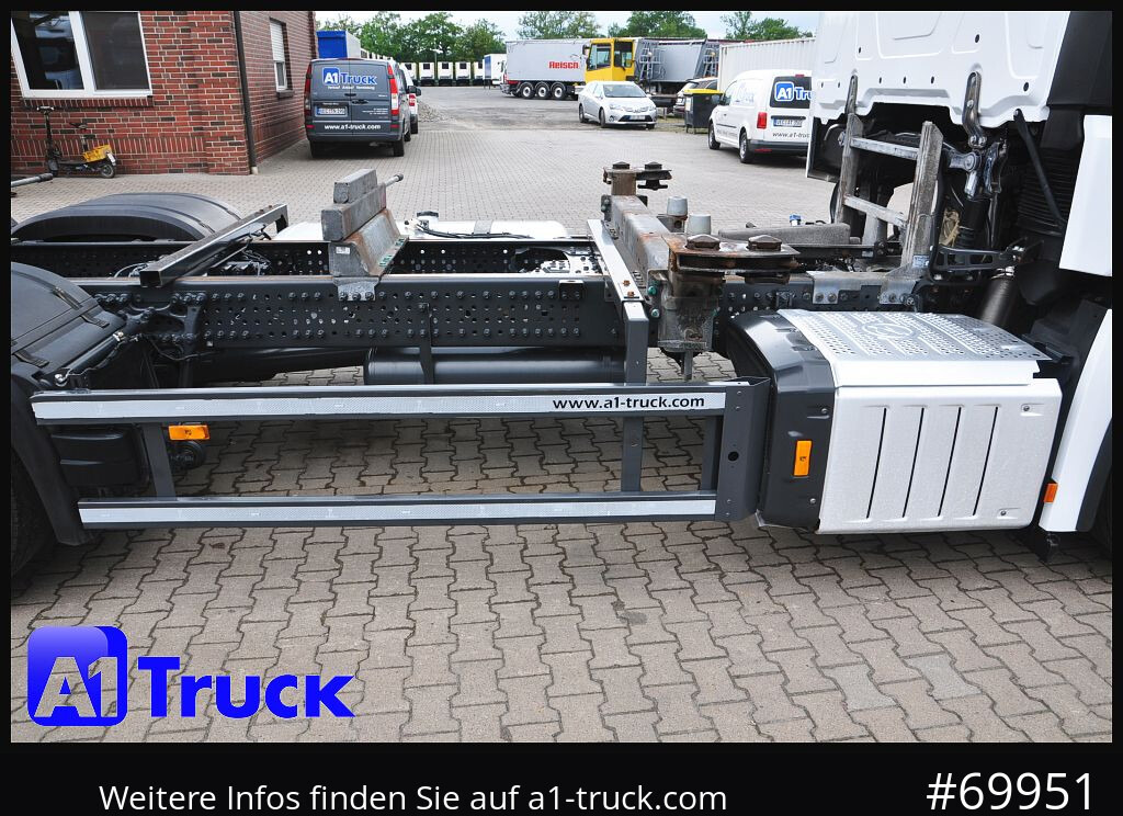 MERCEDES-BENZ 2545, Multi BDF, Wechsler, 7.45-7.82, MIDI, LIftachse - Konteynır taşıyıcı/ Yedek karoser kamyon: fotoğraf 2 MERCEDES-BENZ 2545, Multi BDF, Wechsler, 7.45-7.82, MIDI, LIftachse - Konteynır taşıyıcı/ Yedek karoser kamyon: fotoğraf 2
