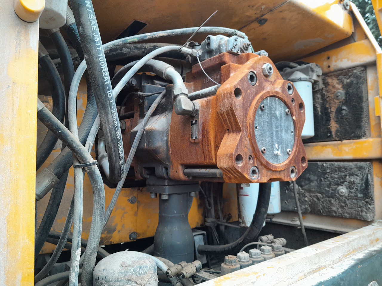 Paletli ekskavatör VOLVO EC700B LC: fotoğraf 10