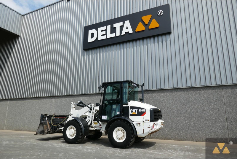 Caterpillar 906M - Tekerlekli yükleyici: fotoğraf 4 Caterpillar 906M - Tekerlekli yükleyici: fotoğraf 4