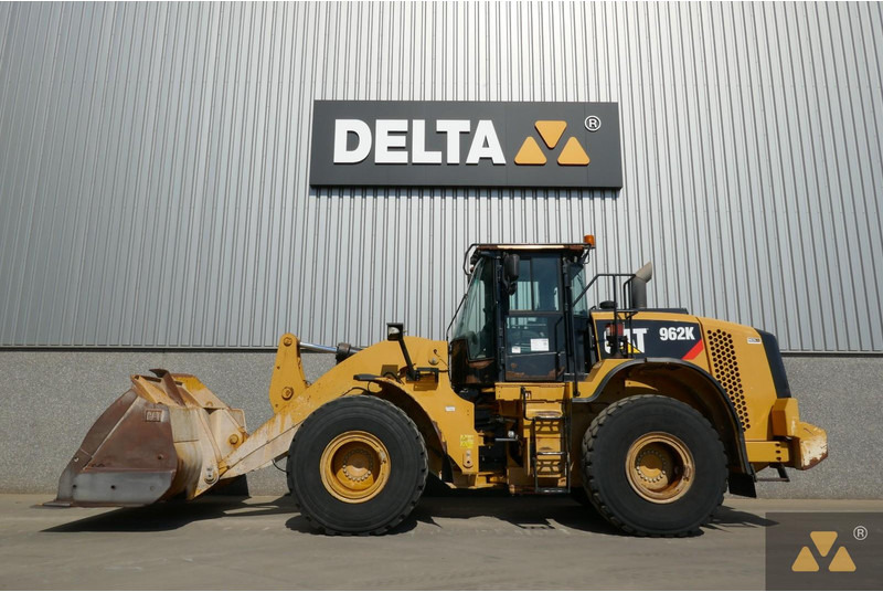 Caterpillar 962K - Tekerlekli yükleyici: fotoğraf 1 Caterpillar 962K - Tekerlekli yükleyici: fotoğraf 1