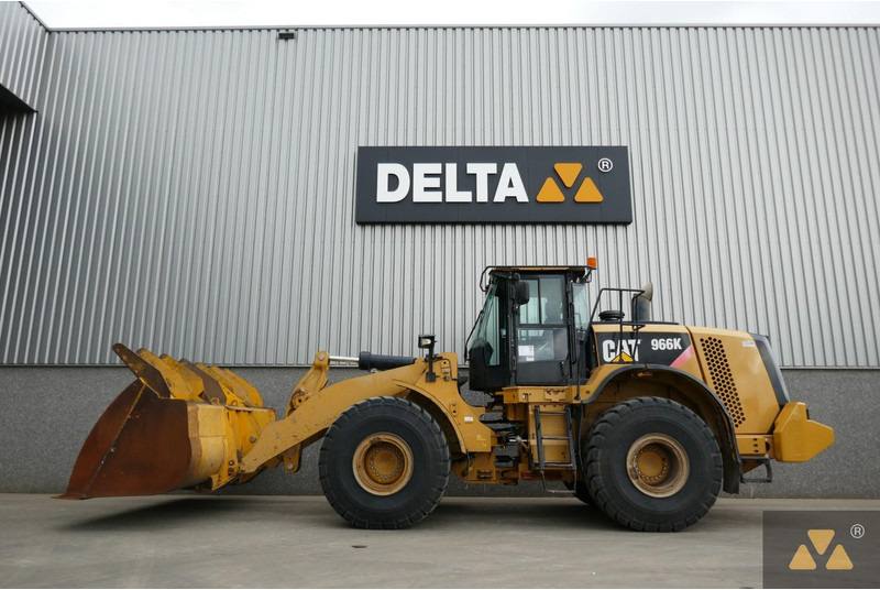 Caterpillar 966K - Tekerlekli yükleyici: fotoğraf 1 Caterpillar 966K - Tekerlekli yükleyici: fotoğraf 1