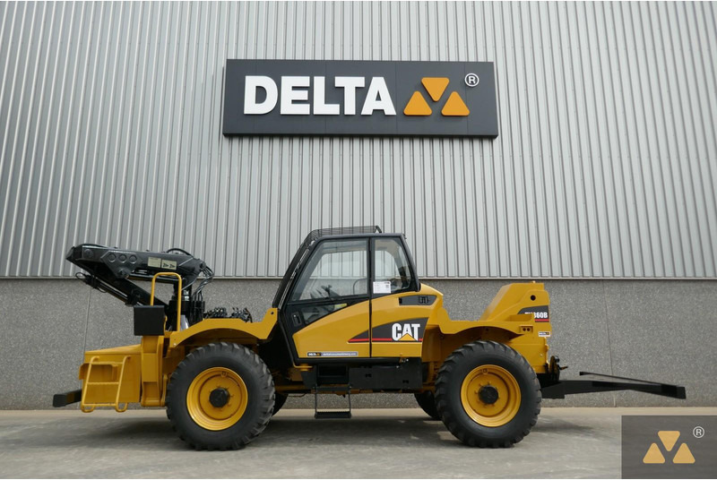 Caterpillar TH360B Welding Tractor - İş makinaları: fotoğraf 1 Caterpillar TH360B Welding Tractor - İş makinaları: fotoğraf 1