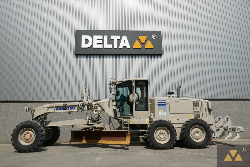 Komatsu GD555-5 Ex- - Greyder: fotoğraf 1 Komatsu GD555-5 Ex- - Greyder: fotoğraf 1