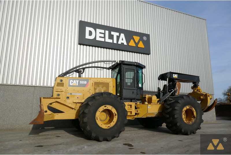 Caterpillar 555D - Orman makinaları: fotoğraf 4 Caterpillar 555D - Orman makinaları: fotoğraf 4