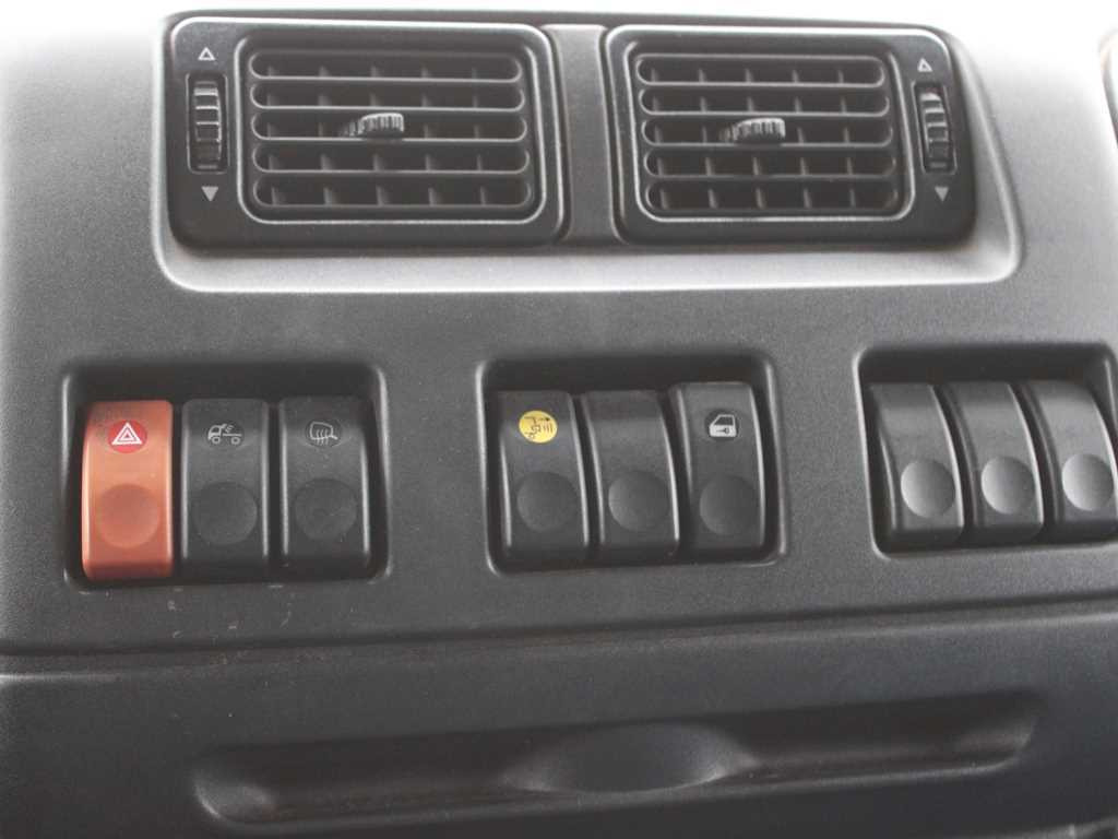 DAF FA LF 45.170 E10, EURO 3 finansal kiralama DAF FA LF 45.170 E10, EURO 3: fotoğraf 11