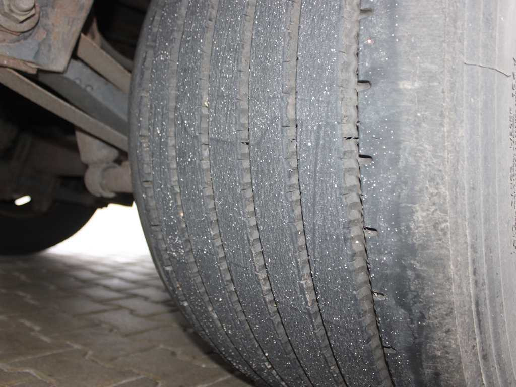 Tenteli dorse Krone SD 04, LOWDECK, LIFTING AXLE, MULTILOCK, LIFTING ROOF: fotoğraf 11 Tenteli dorse Krone SD 04, LOWDECK, LIFTING AXLE, MULTILOCK, LIFTING ROOF: fotoğraf 11