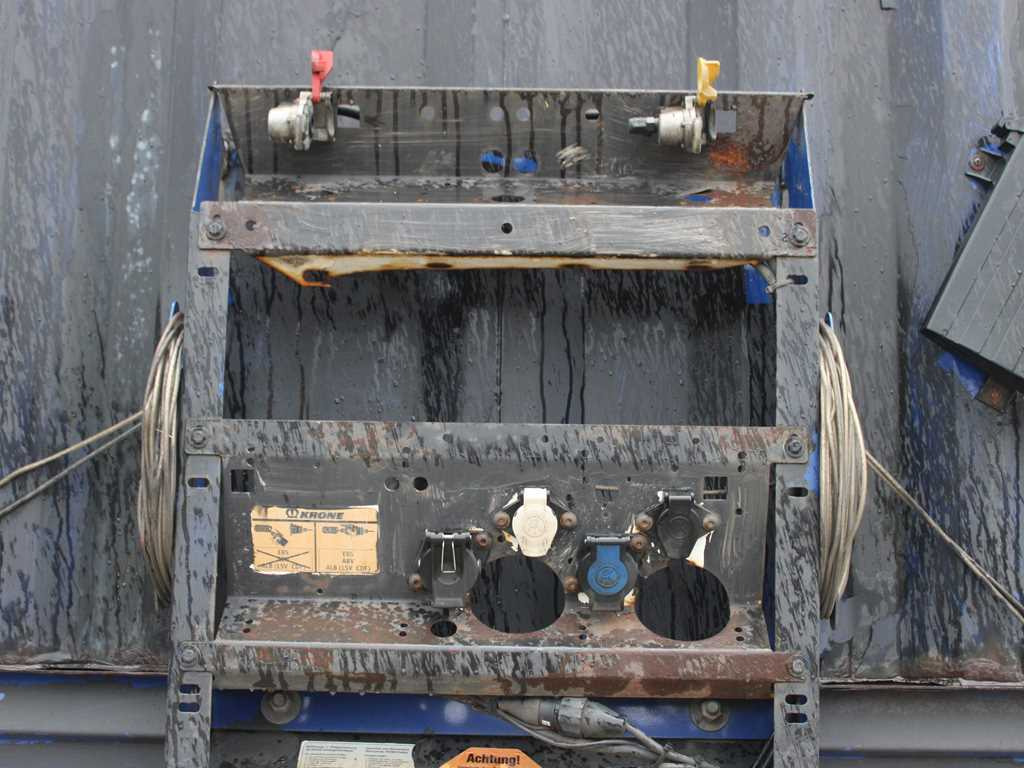 Tenteli dorse Krone SD 04, LOWDECK, LIFTING AXLE, MULTILOCK, LIFTING ROOF: fotoğraf 6 Tenteli dorse Krone SD 04, LOWDECK, LIFTING AXLE, MULTILOCK, LIFTING ROOF: fotoğraf 6