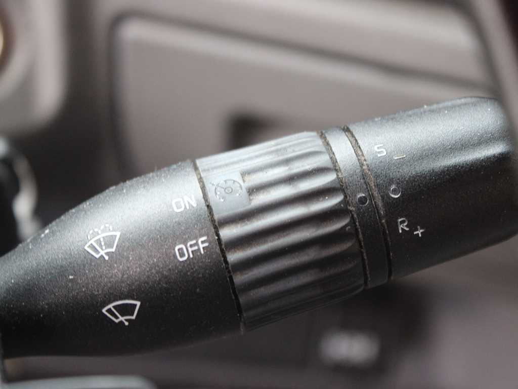Tenteli kamyon Renault MIDLUM 270, EURO 3, TIRES 80%: fotoğraf 12