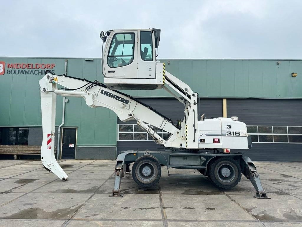Liebherr A 316 - Elleçleme makinesi: fotoğraf 1 Liebherr A 316 - Elleçleme makinesi: fotoğraf 1