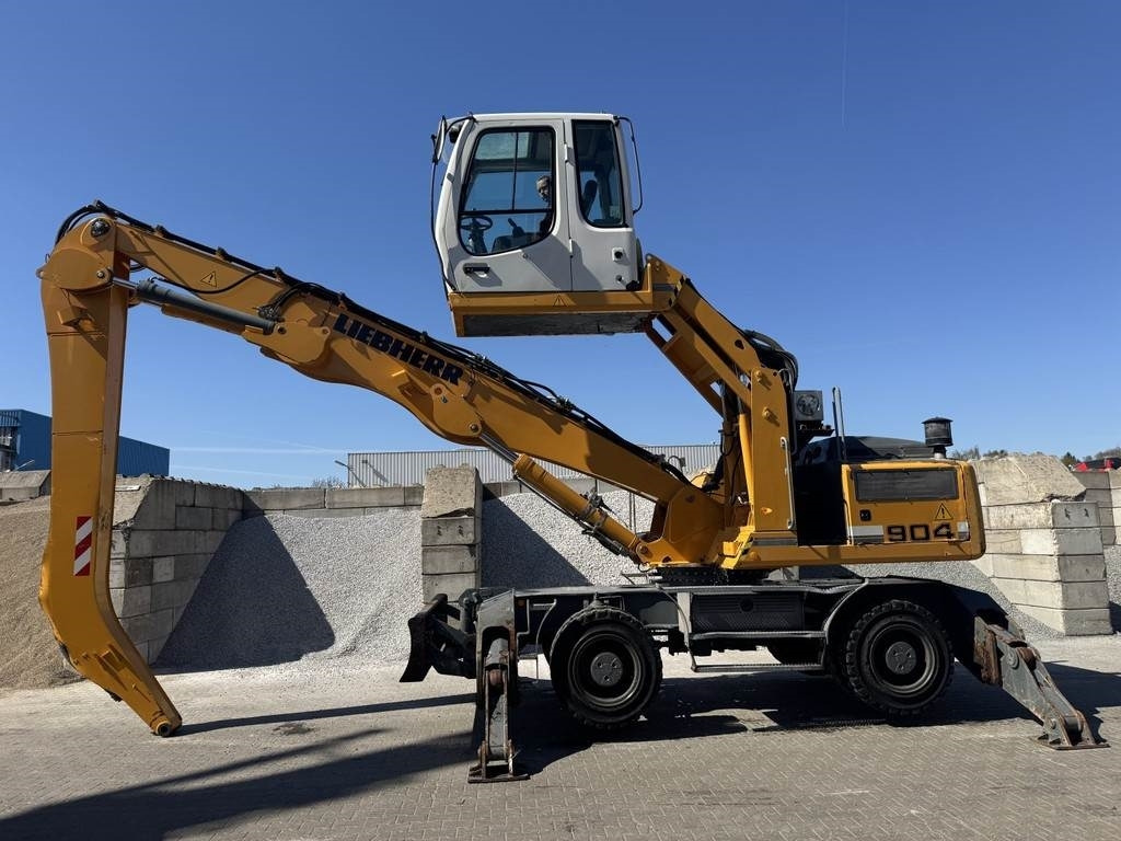 Liebherr A 904 C - Elleçleme makinesi: fotoğraf 1 Liebherr A 904 C - Elleçleme makinesi: fotoğraf 1