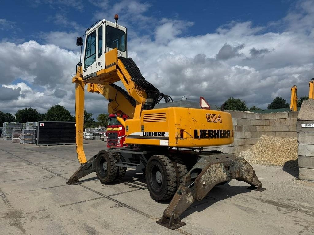 Liebherr A 904 - Elleçleme makinesi: fotoğraf 3 Liebherr A 904 - Elleçleme makinesi: fotoğraf 3