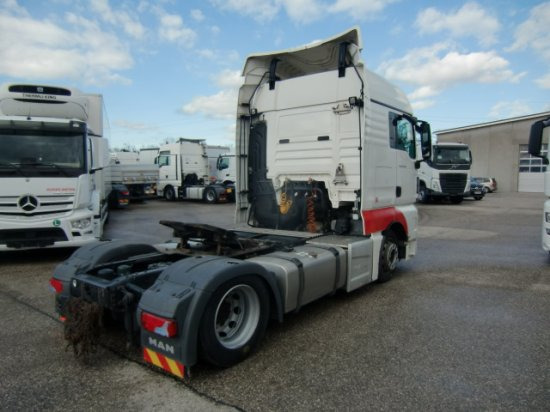 MAN TGX 18.460 XLX Low Deck, Automatik, E6, höhenverstellbare Sattelplatte - Çekici: fotoğraf 4 MAN TGX 18.460 XLX Low Deck, Automatik, E6, höhenverstellbare Sattelplatte - Çekici: fotoğraf 4