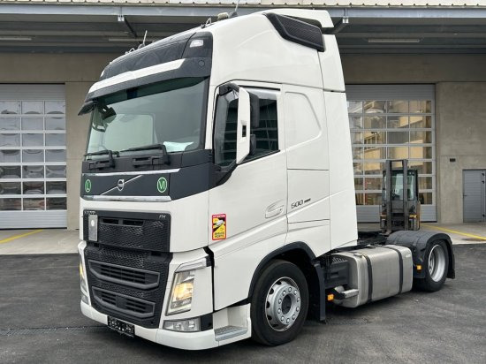 Volvo FH 500 E6, Low Deck, I-Shift, I-Save, Voll-Luft, Standklima - Çekici: fotoğraf 2 Volvo FH 500 E6, Low Deck, I-Shift, I-Save, Voll-Luft, Standklima - Çekici: fotoğraf 2