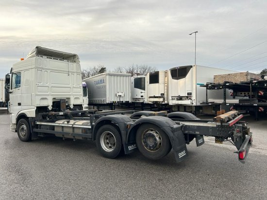DAF XF 480 FAR BDF Euro 6 Liftachse, Retarder - Konteynır taşıyıcı/ Yedek karoser kamyon: fotoğraf 4 DAF XF 480 FAR BDF Euro 6 Liftachse, Retarder - Konteynır taşıyıcı/ Yedek karoser kamyon: fotoğraf 4