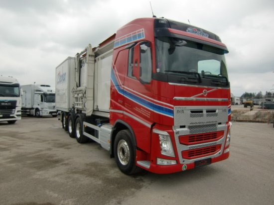 Volvo FH 500 8X4*4 Euro 6, Retarder, Tierkörpertransport Voll Luft - Kamyon: fotoğraf 1 Volvo FH 500 8X4*4 Euro 6, Retarder, Tierkörpertransport Voll Luft - Kamyon: fotoğraf 1