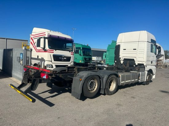 MAN TGX 26.440 BDF, XXL, Retarder, Automatik, E6, Liftachse, Motorschaden, Kurbelwellenschaden - Konteynır taşıyıcı/ Yedek karoser kamyon: fotoğraf 4 MAN TGX 26.440 BDF, XXL, Retarder, Automatik, E6, Liftachse, Motorschaden, Kurbelwellenschaden - Konteynır taşıyıcı/ Yedek karoser kamyon: fotoğraf 4