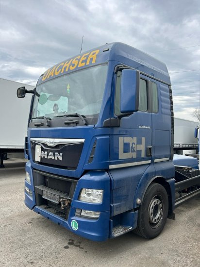 MAN TGX 26.440 XLX 6x2 Liftachse, Euro 6, Retarder, Motorschaden engine damage! - Konteynır taşıyıcı/ Yedek karoser kamyon: fotoğraf 3 MAN TGX 26.440 XLX 6x2 Liftachse, Euro 6, Retarder, Motorschaden engine damage! - Konteynır taşıyıcı/ Yedek karoser kamyon: fotoğraf 3