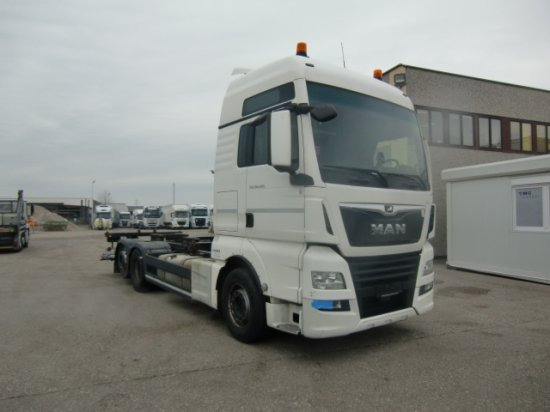 MAN TGX 26.460 XXL 6x2 Liftachse Euro 6 Unterfaltbühne - Konteynır taşıyıcı/ Yedek karoser kamyon: fotoğraf 3 MAN TGX 26.460 XXL 6x2 Liftachse Euro 6 Unterfaltbühne - Konteynır taşıyıcı/ Yedek karoser kamyon: fotoğraf 3
